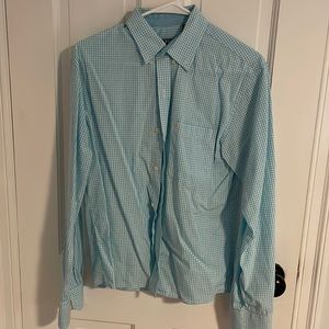 Men’s Izod button down shirt